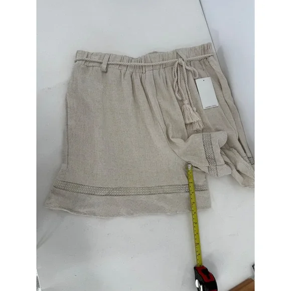 Marissa Olivia Oatmeal Linen Blend Crochet Lace Trim Tassel Shorts Sz L NEW - Picture 5 of 13